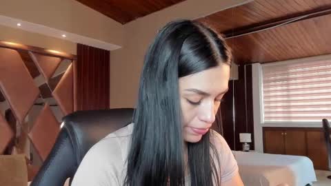 Carina online show from 10-08-25, 12:03
