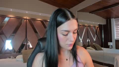 Carina online show from 10-10-25, 12:48