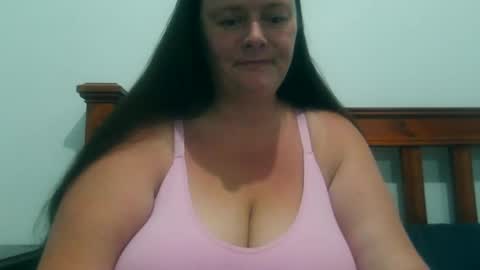 carinabro10 online show from 11-30-25, 04:05