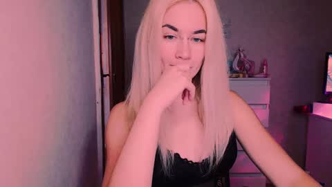 Carin online show from 10-21-25, 07:25