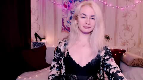 Snapshot of carinfox chatting on 04-28-26, 06:07 Carin online show from 04-28-26, 06:07