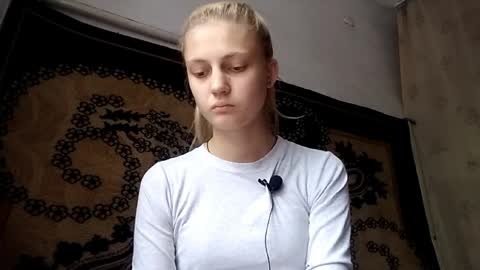 Snapshot of carissaalderson chatting on 05-01-26, 05:01 Kira online show from 05-01-26, 05:01