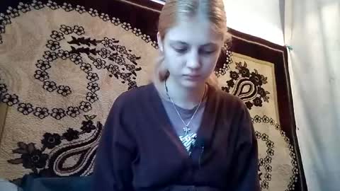 Snapshot of carissaalderson chatting on 05-13-26, 02:53 Kira online show from 05-13-26, 02:53