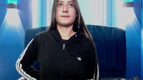 Snapshot of caritoluna_ chatting on 11-28-25, 03:42 Carito online show from 11-28-25, 03:42