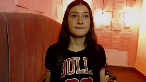 Snapshot of caritoluna_ chatting on 12-16-25, 03:44 Carito online show from 12-16-25, 03:44