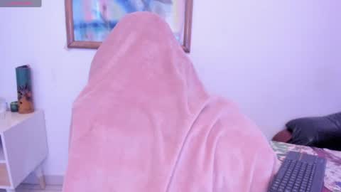 carla_jenner2 online show from 01-08-25, 12:37