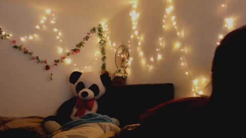Snapshot of carla_smith__ chatting on 11-12-25, 12:00 Carla online show from 11-12-25, 12:00