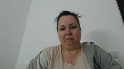 Carlaruth online show from 04-08-26, 03:06