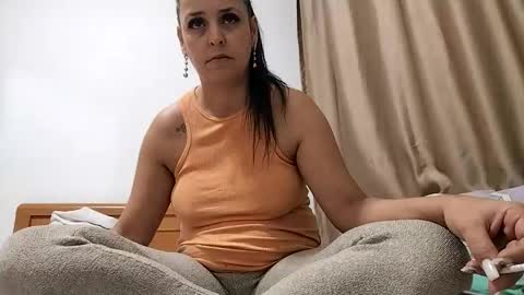 carlasweet00 online show from 11-01-25, 02:24