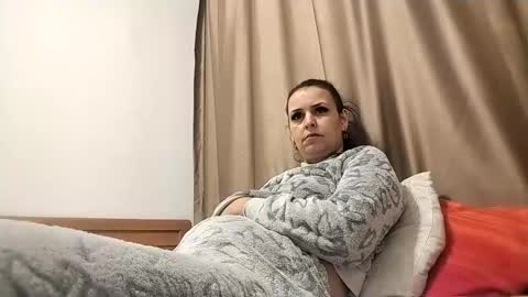 Snapshot of carlasweet00 chatting on 02-13-26, 06:09 carlasweet00 online show from 02-13-26, 06:09