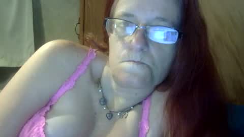 carleeswoman08 online show from 04-01-26, 01:41