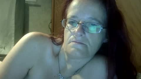 Snapshot of carleeswoman08 chatting on 06-24-26, 11:42 carleeswoman08 online show from 06-24-26, 11:42