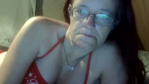 Snapshot of carleeswoman08 chatting on 06-29-26, 11:43 carleeswoman08 online show from 06-29-26, 11:43