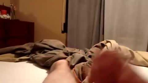 Snapshot of carlitito1 chatting on 10-28-25, 08:29 carlitito1 online show from 10-28-25, 08:29