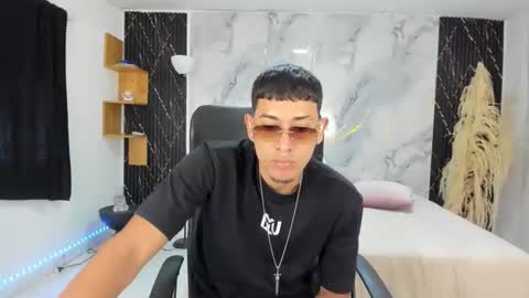 Snapshot of carlitosex09 chatting on 04-12-26, 09:53 master online show from 04-12-26, 09:53