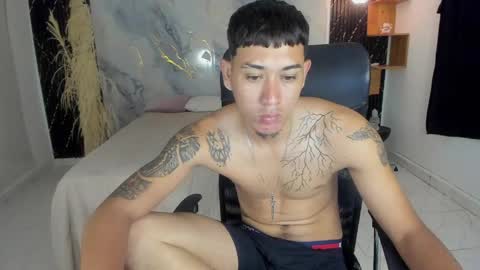 Snapshot of carlitosex09 chatting on 04-20-26, 11:50 master online show from 04-20-26, 11:50