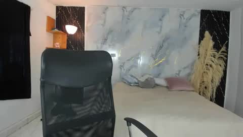 Snapshot of carlitosex09 chatting on 04-23-26, 12:26 master online show from 04-23-26, 12:26