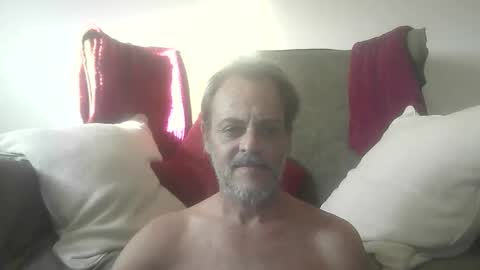 Snapshot of carlo76mx chatting on 11-22-25, 11:15 carlo online show from 11-22-25, 11:15