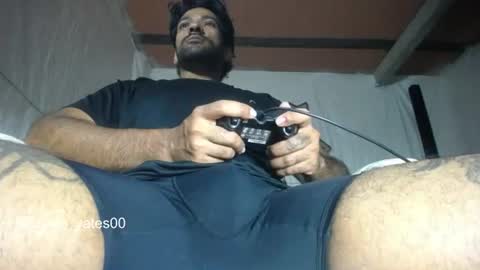 Snapshot of carlo_yates27 chatting on 07-26-26, 08:16 carlo yates thx for help me to reach 100 thumps up online show from 07-26-26, 08:16