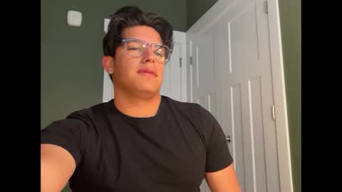 Snapshot of carlosjosecb1 chatting on 03-02-26, 04:14 carlos online show from 03-02-26, 04:14