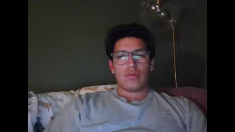Snapshot of carlosjosecb1 chatting on 03-09-26, 06:06 carlos online show from 03-09-26, 06:06