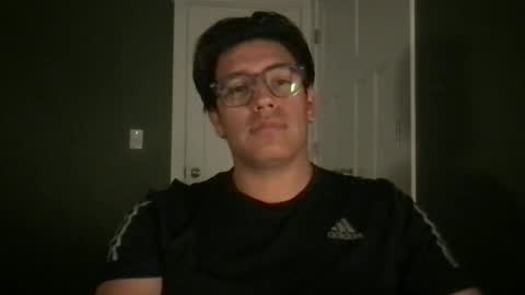 Snapshot of carlosjosecb1 chatting on 03-21-26, 06:51 carlos online show from 03-21-26, 06:51