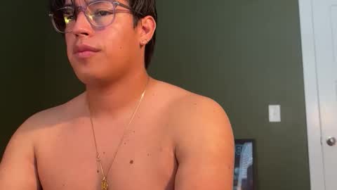 carlosjosecb2 online show from 11-11-25, 05:13