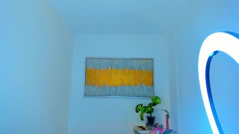 Snapshot of carlota_peach chatting on 01-11-25, 04:46 Andrea online show from 01-11-25, 04:46