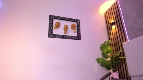 Snapshot of carlotta_velour chatting on 03-27-26, 08:26 Carlotta Velour online show from 03-27-26, 08:26
