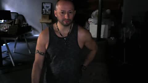 Snapshot of carltun1974 chatting on 12-17-24, 02:33 Carl online show from 12-17-24, 02:33