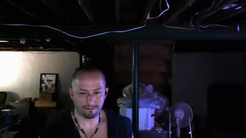Snapshot of carltun1974 chatting on 01-02-25, 07:55 Carl online show from 01-02-25, 07:55