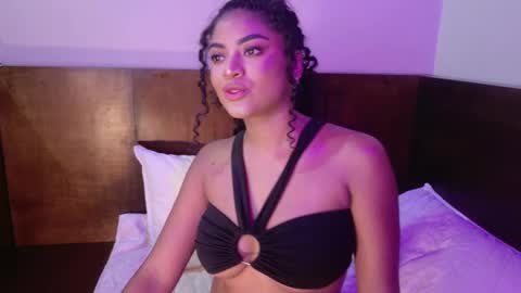 Carly Monroe  online show from 10-24-25, 10:17