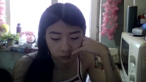 Snapshot of carlyjoy chatting on 04-29-26, 10:08 CarlyJoy online show from 04-29-26, 10:08