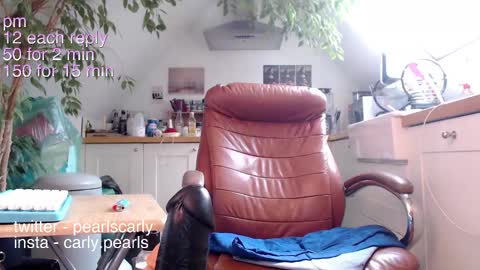 Carly Pearls online show from 01-20-25, 09:35