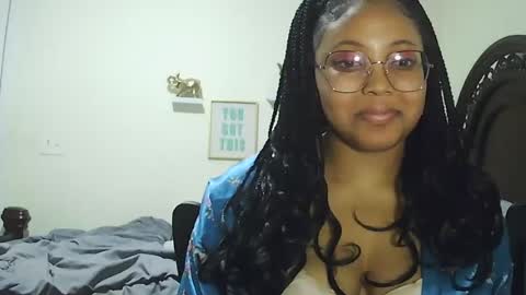 CARAMEL xoxo online show from 07-15-26, 06:18