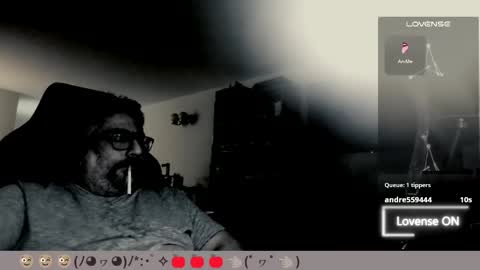 Snapshot of carmelo_devitto chatting on 04-20-26, 10:07 soy Batman online show from 04-20-26, 10:07