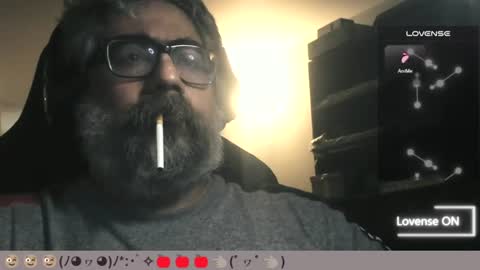 Snapshot of carmelo_devitto chatting on 07-26-26, 07:15 soy Batman online show from 07-26-26, 07:15