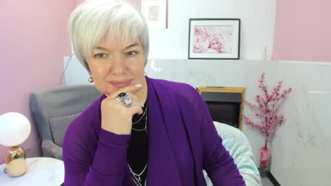 Carmen online show from 09-21-25, 08:54