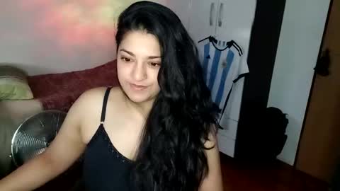 Snapshot of carmincarmenere chatting on 12-14-25, 02:33 CarminCe online show from 12-14-25, 02:33