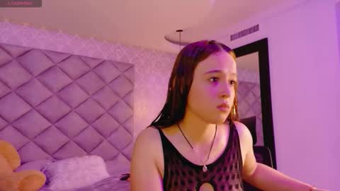 caro_adams1 online show from 02-21-26, 11:00