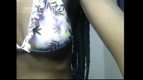 caroline online show from 04-07-26, 04:35