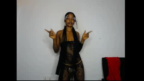 caroline online show from 05-30-26, 04:20