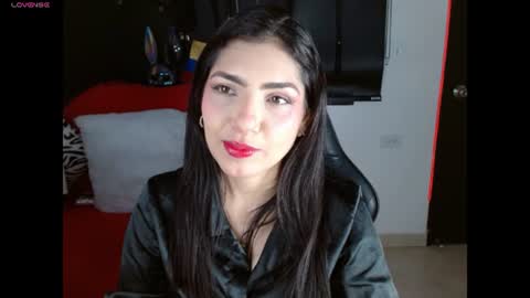Caroline online show from 06-30-26, 01:34