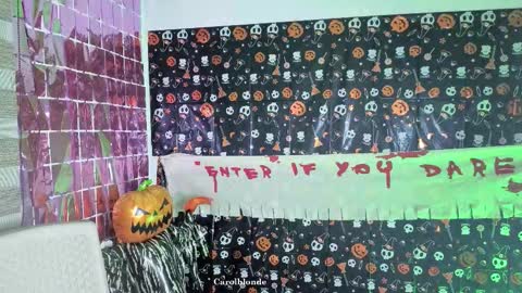 Snapshot of carolblonde chatting on 11-02-25, 10:12 Char online show from 11-02-25, 10:12