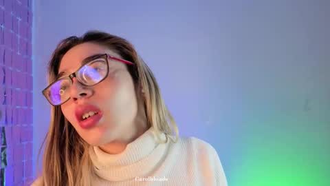 Snapshot of carolblonde chatting on 12-03-25, 01:35 Char online show from 12-03-25, 01:35