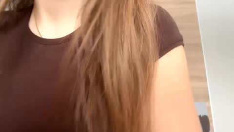 Lisa online show from 02-10-26, 08:29