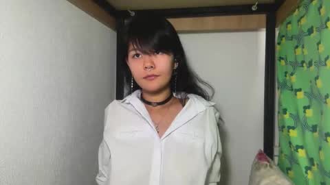 Snapshot of carolfreer chatting on 11-13-25, 01:21 Kim online show from 11-13-25, 01:21