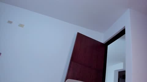 Caroline online show from 12-18-24, 06:35