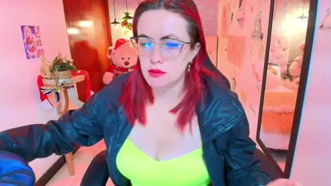 Carolin  online show from 12-06-24, 03:08