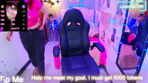 Carolin  online show from 01-31-25, 09:27